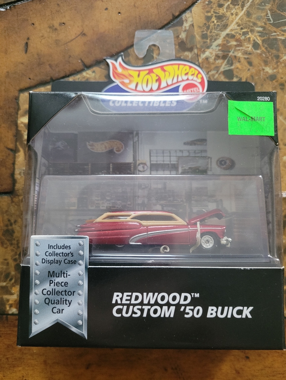 Hot Wheels Collectibles Redwood Custom '50 Buick -